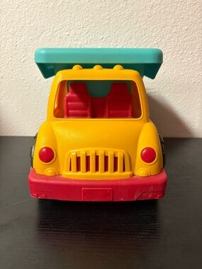 Wonder Wheels Battat Dump Truck Toy Toddler Construction Vehicle